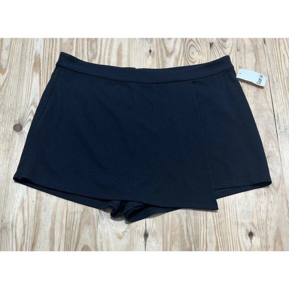 $60 Bar III Women's Black Trendy Faux-Wrap Skort Plus Size 1X - Picture 1 of 8